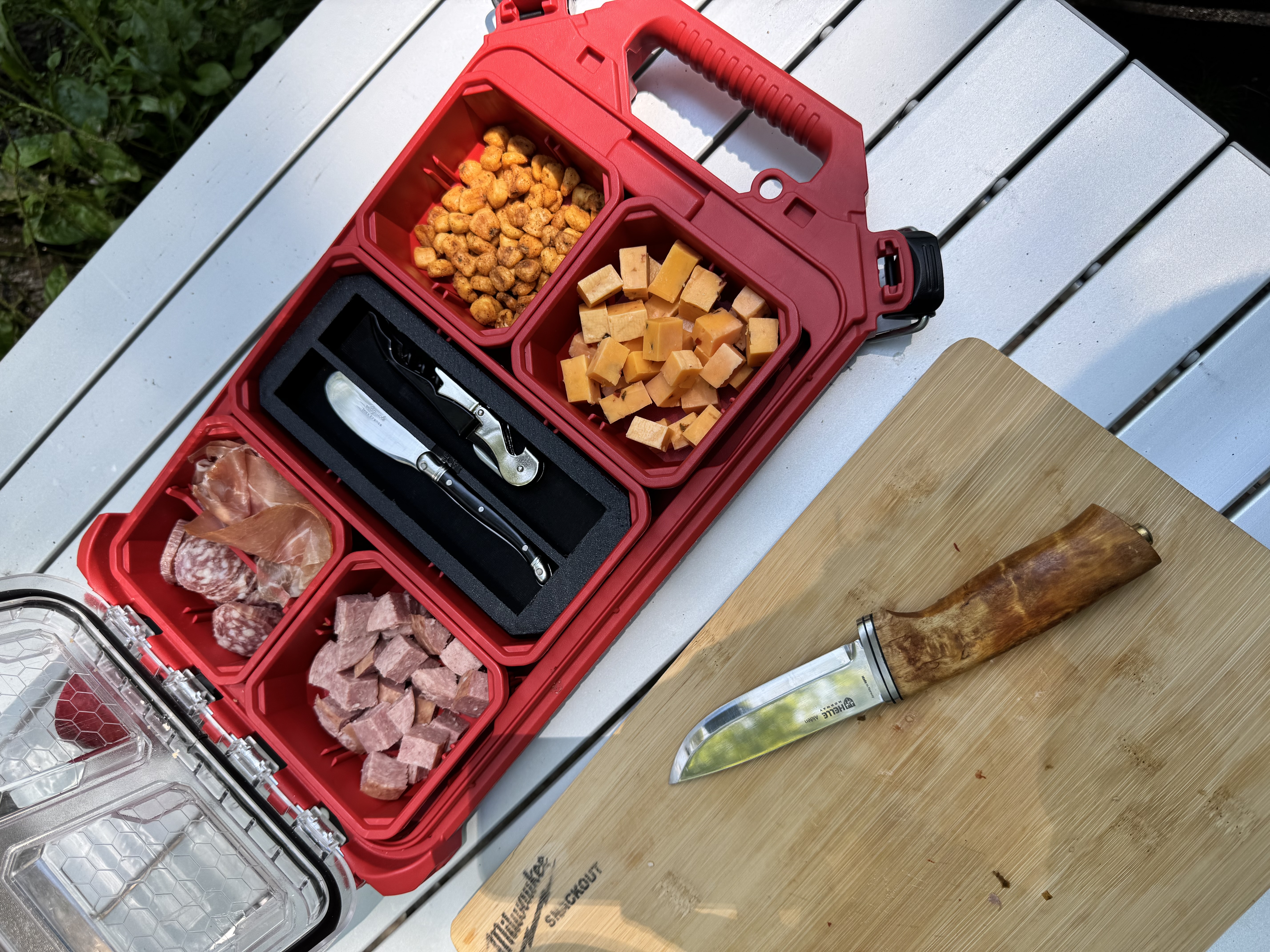 Snackout